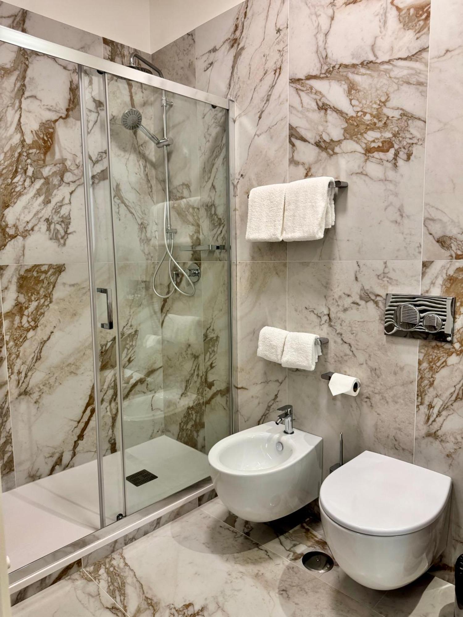 Museum Hospitality - Vatican Apartments Рим Екстериор снимка